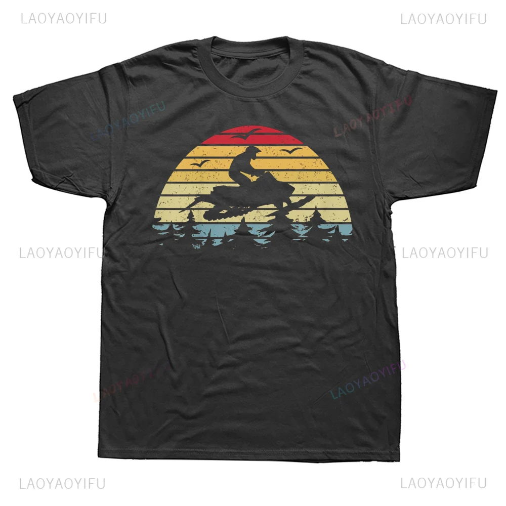 Snowmobile Retro Mountain Snowmobiling Graphic Printed Man T Shirts Streetwear Short Sleeve Hip Hop Fahsion Loose Casual Tees