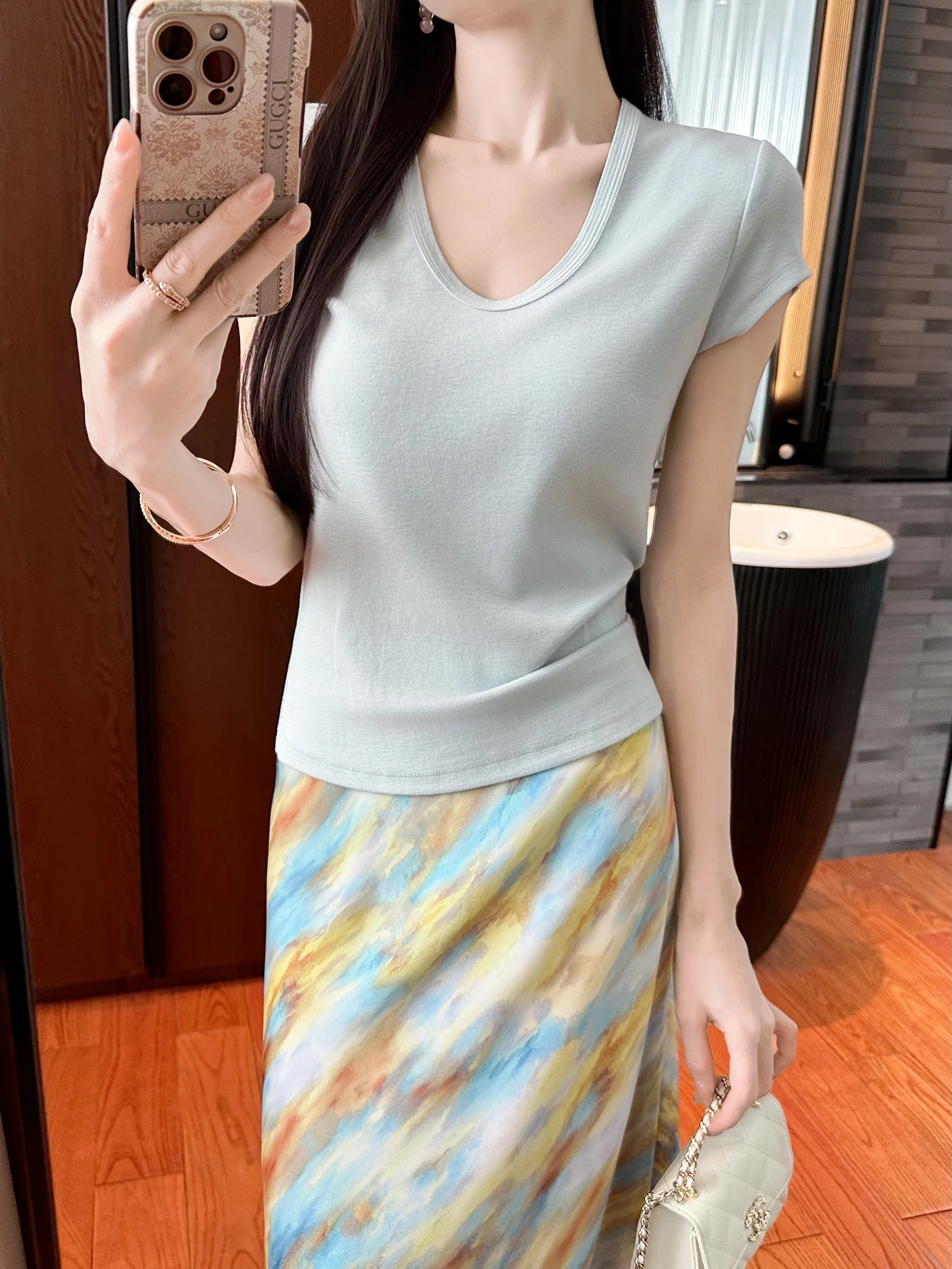 

Футболка из мягкой хлопковой смеси с коротким рукавом, женская, приталенная, однотонная, в стиле Casual, корейская версия