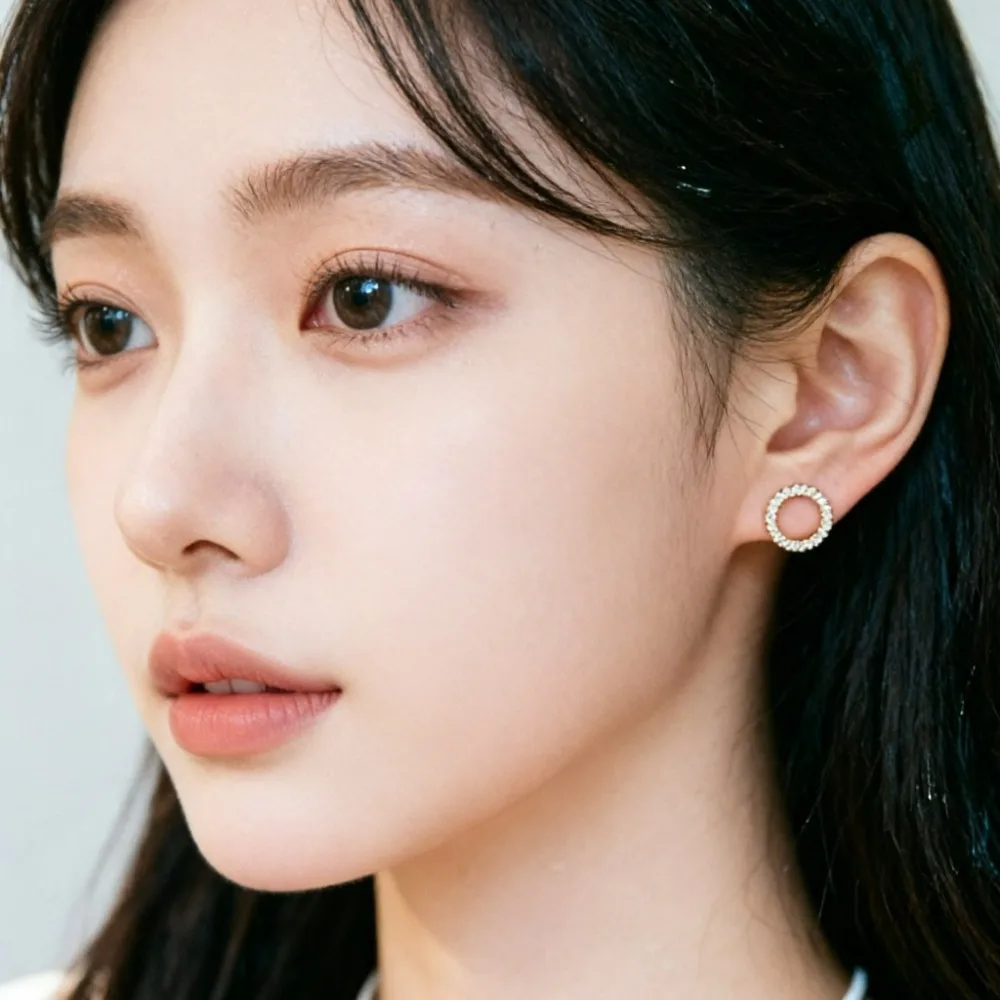 New Delicate Small Circle Stud Earrings for Women Gold Color Crystal Minimalist Korean Party Fashion Jewelry Accessories Gifts