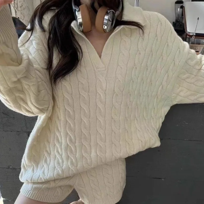 

Autumn Winter Women's Wear Knitwear Cardigans Hooded Jackets Tops Shorts Suits Long-sleeved Striped Polo-neck Casual Comfortable