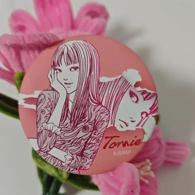 جديد حار حقيقي في المخزون Nullset Junji Ito الساخن تومي فسيفساء سلسلة شارة أنيمي مانغا ميرش تحصيل الحلي مهرجان هدية