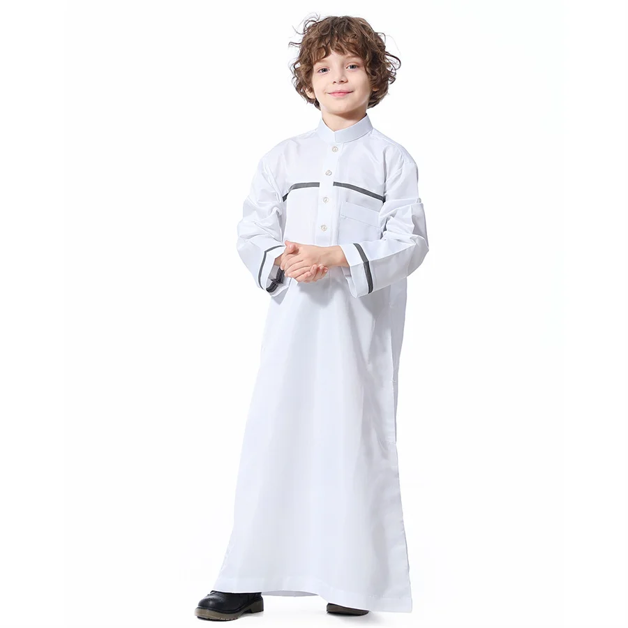 Nuovo 2024 Dubai Arabo Musulmano Bambini Ragazzi Vestiti Abaya Caftano Robe Islamico Ramadan Abbigliamento Omã Arabo Qatar Bambino Caftani Costumi