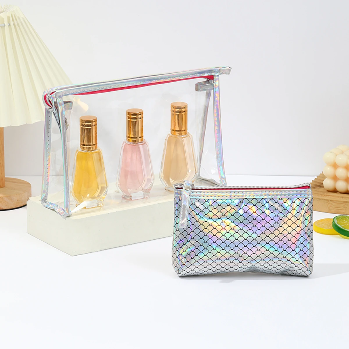 Neue Zweiteilige Wasserdichte PVC-Kosmetiktasche mit Laser-Fischschuppen-Design, Multifunktionale Aufbewahrungs- und Pflegetasche für Damen – Detail 6