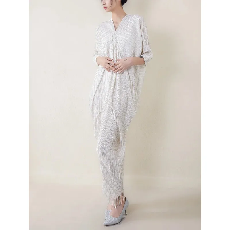 SMVP 여성용 우아한 원피스 브이넥 박쥐 소매 술 디자인, 루즈한 대형 여성 드레스, 단색, 2025 용수철, 신상