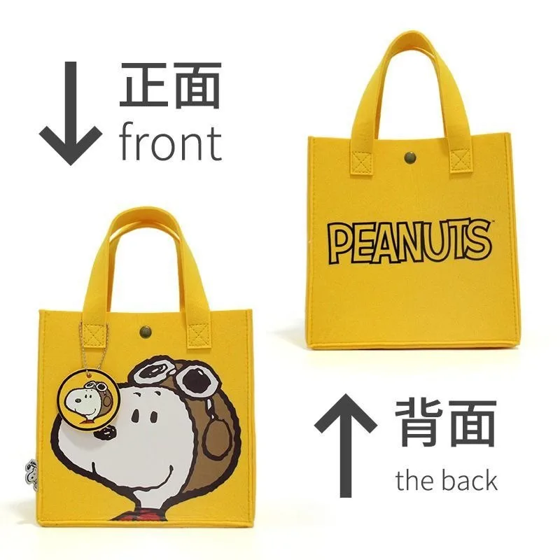 Cartoon and cute Snoopy new fun, creative and fashionable student portable and versatile large-capacity travel canvas felt bag