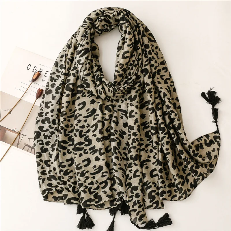 2022 Newest Women Leopard Pattern Scarf Cotton Voile Scarf Shawls