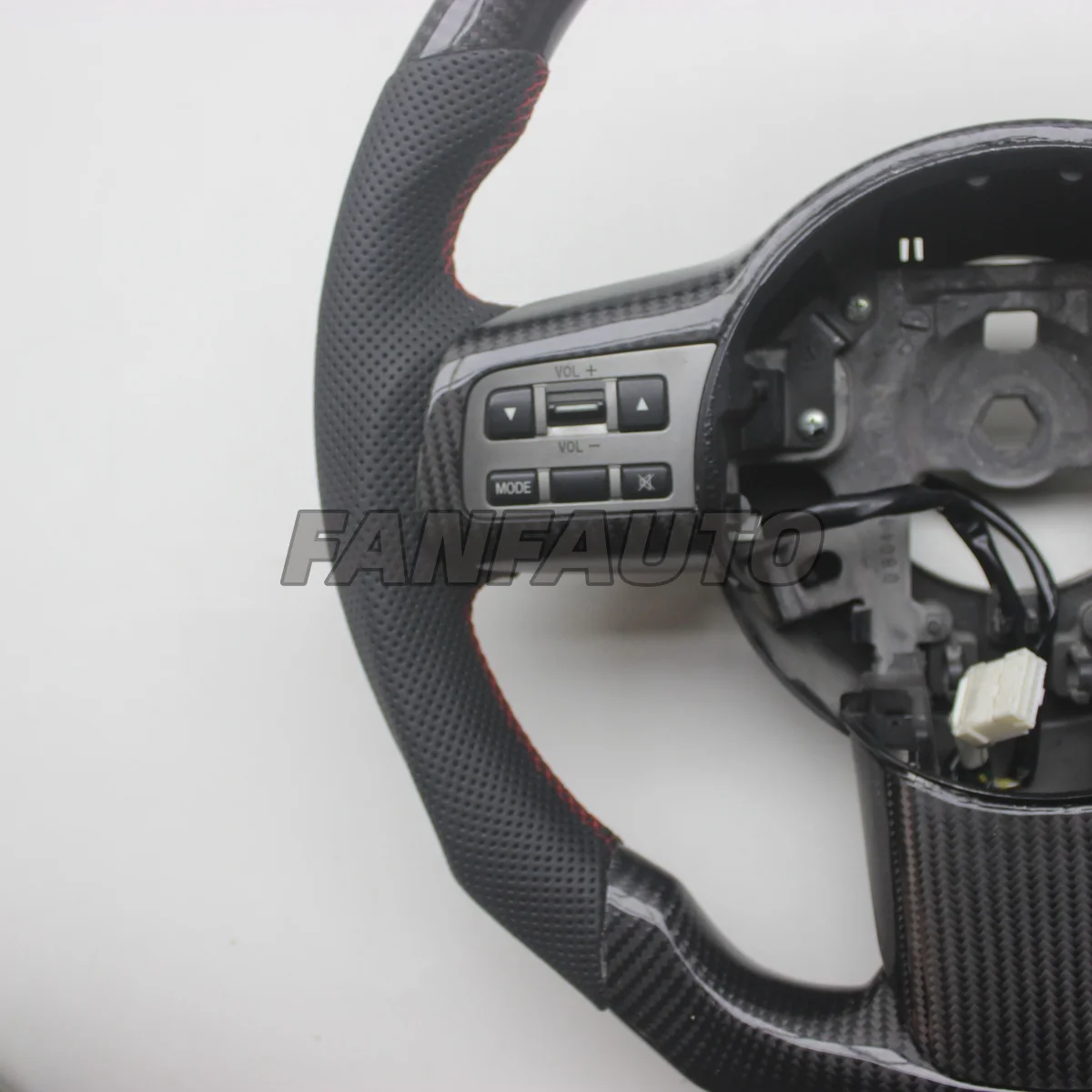 Picture 3: Replacement Real Carbon Fiber Steering Wheel with Leather for Mazda 2 2007-2012