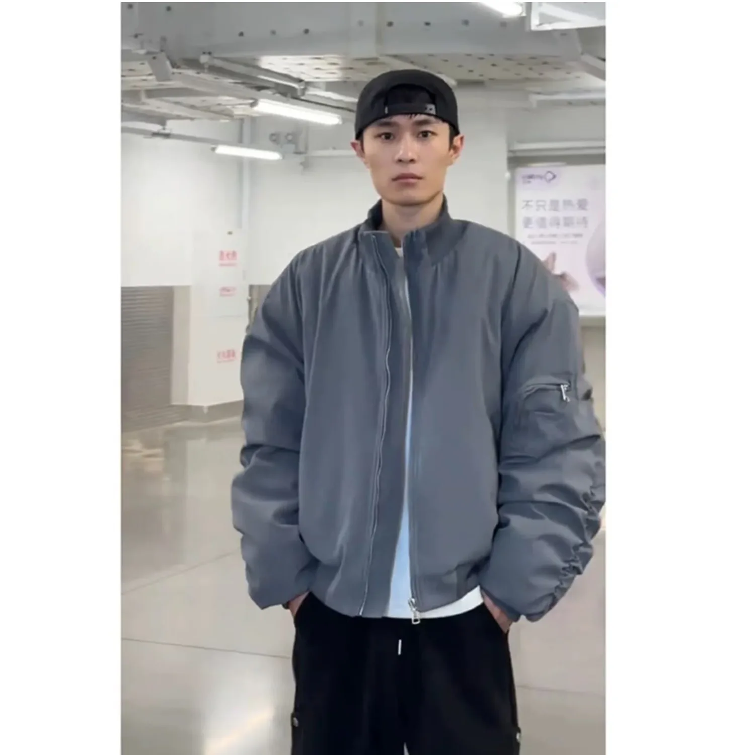 

Minimalist Harajuku Trendy New Flight Jacket for Men Spring and Autumn New Style Literary Fashion