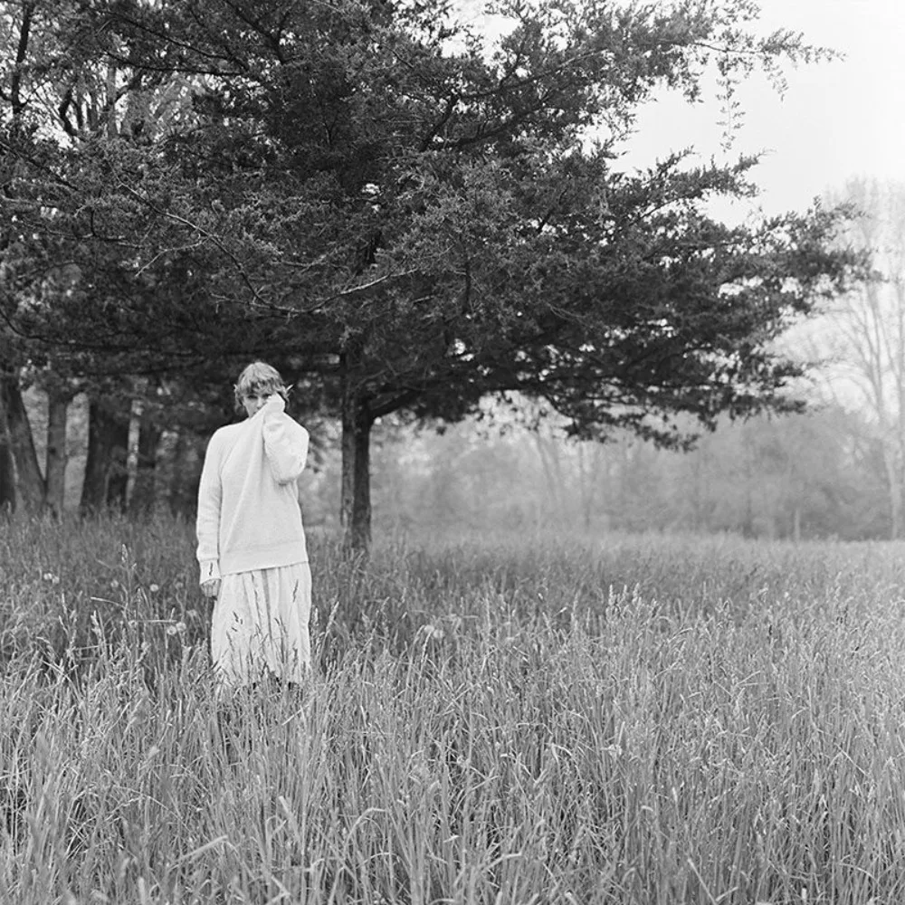 เทย์เลอร์ โฟล์โคลอเร ซีดี |   รุ่นซ่อนหา |   เทย์เลอร์ โฟล์ค ป๊อป อัลบั้มใหม่ |   แผ่นเสียงเพลงโฟล์คป๊อปของทีสวิฟท์สำหรับเครื่องเล่น