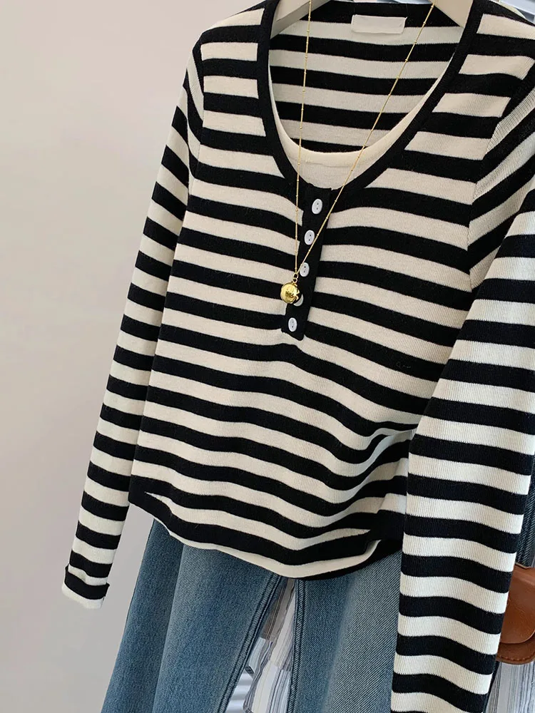 Fake Two Pieces Striped Knitted Tops Autumn Winter Niche Design Sweaters Office Lady Loose Fashion O-Neck Top