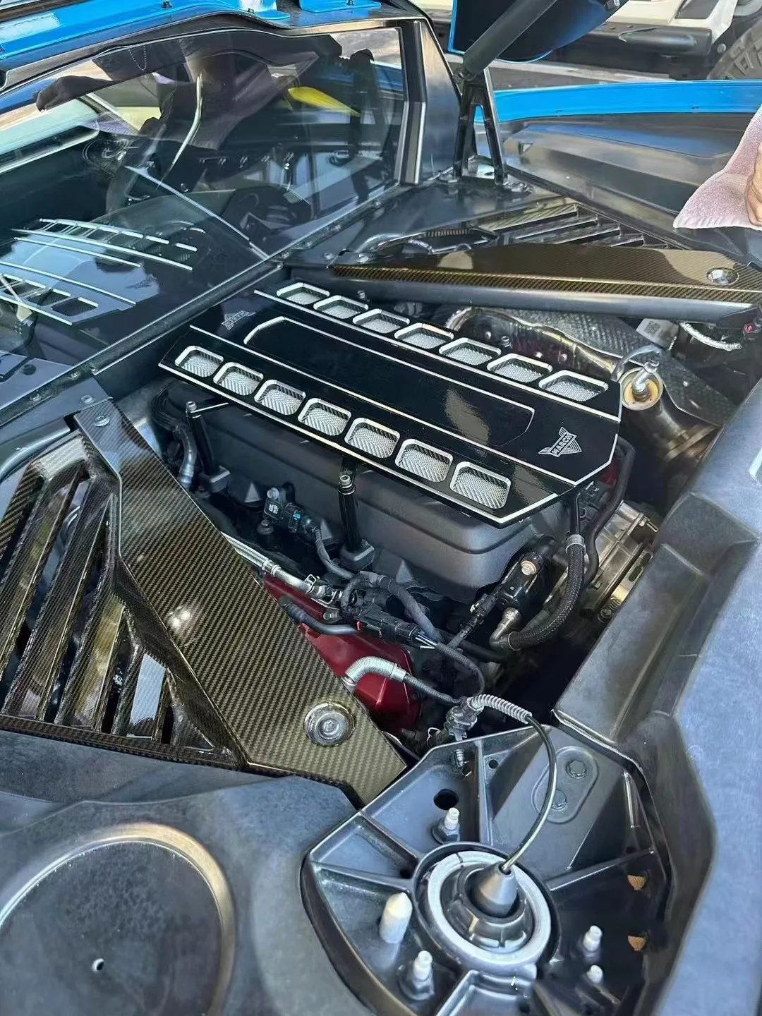 For Chevrolet Corvette C8 Carbon Fiber Engine Shield Corvette C8 Dry Carbon Fiber Engine Shield Heat Shield