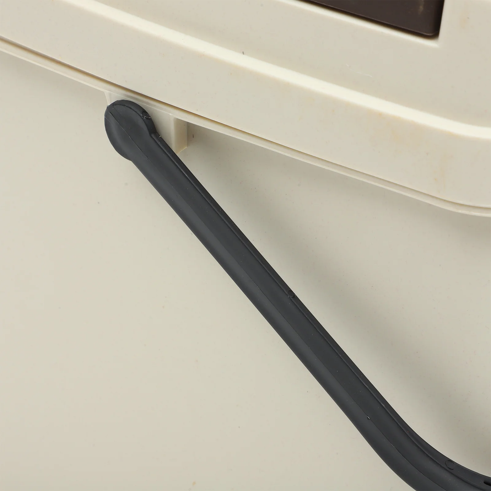 

Filter Draining Tea Trash Can Large Capacity Plastic Garbage Bin For Kitchen Cabinet Sink Storage Button Operated