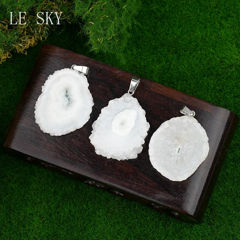 Charms Natural Agates Druzys Pendant Sunflower White Crystal Pendant for Women Making DIY Jewelry Necklace Accessories