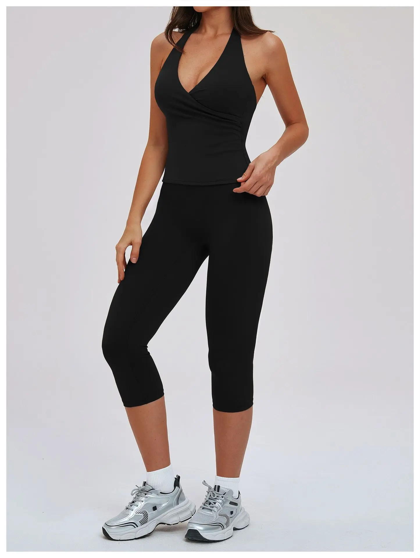 Yoga Capri Pants Suit 2 Pieces Gym Set Women Backless Tops Capri Pants Set Gym Suit Fitness Athletic Wear Sportswear Workout Set