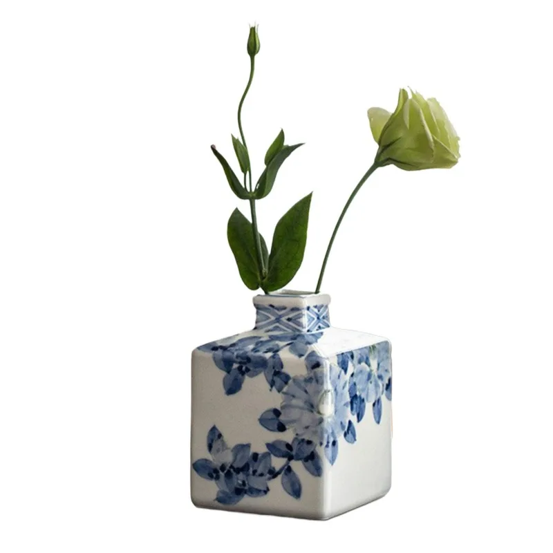 

Vase light luxury high-end niche, vase Japanese flower arrangement ornament