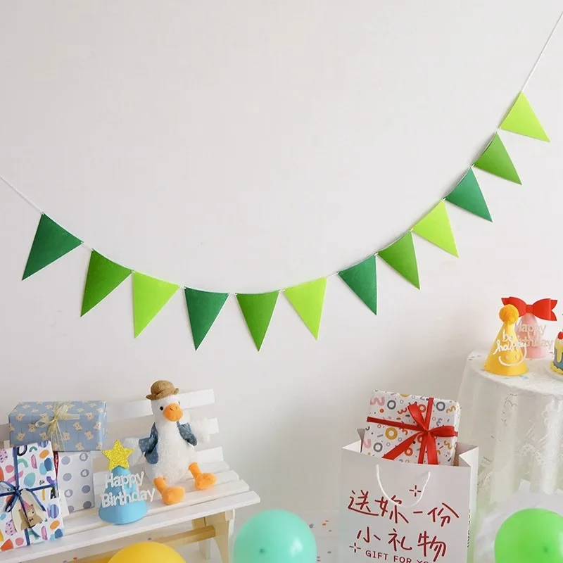 Kleurrijke Vilt Verjaardag Driehoek Banner Jute Linnen Bunting Vlaggen Party Decor voor Thuis Baby Douche Verjaardagsfeestje Decors