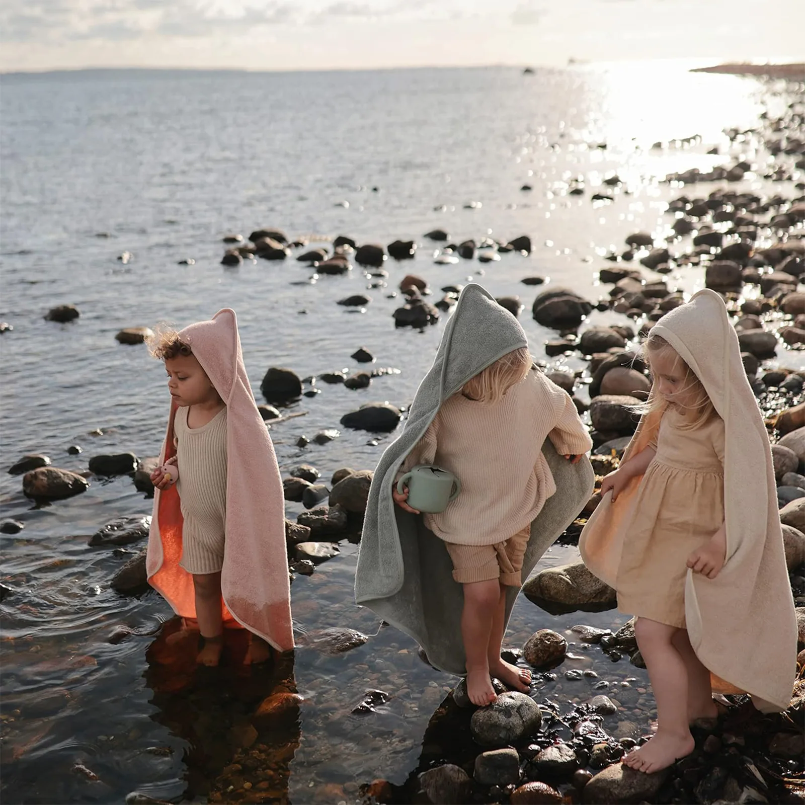 80*80cm Baby Bath Towel Toddler Bathrobe Newborn Swaddle Blankets with Hood Coral Fleece Soft Kids Bedding Item