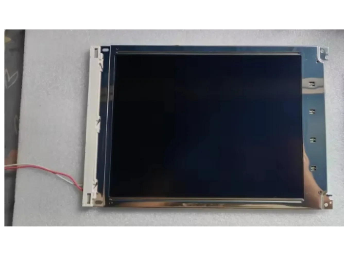 

LM641836 LCD display screen