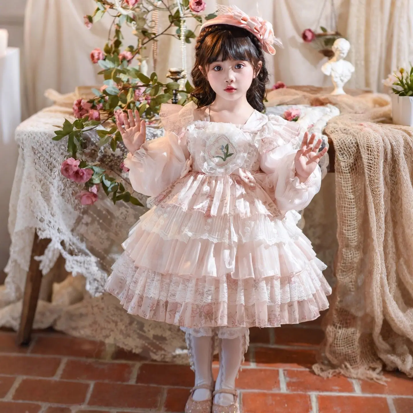 

Платье принцессы Лолиты для девочек, детские платья для дня рождения, осеннее элегантное бальное платье с длинными рукавами и рюшами для маленьких девочек