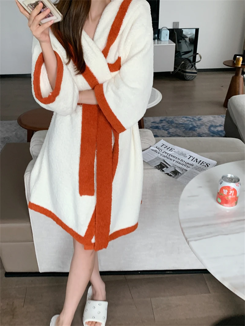 Simple Soft Robes for Women Hooded Lace Up Long Sleeve Mid Length Nightgown Contrast Color Bathrobe Temperament Autumn Winter