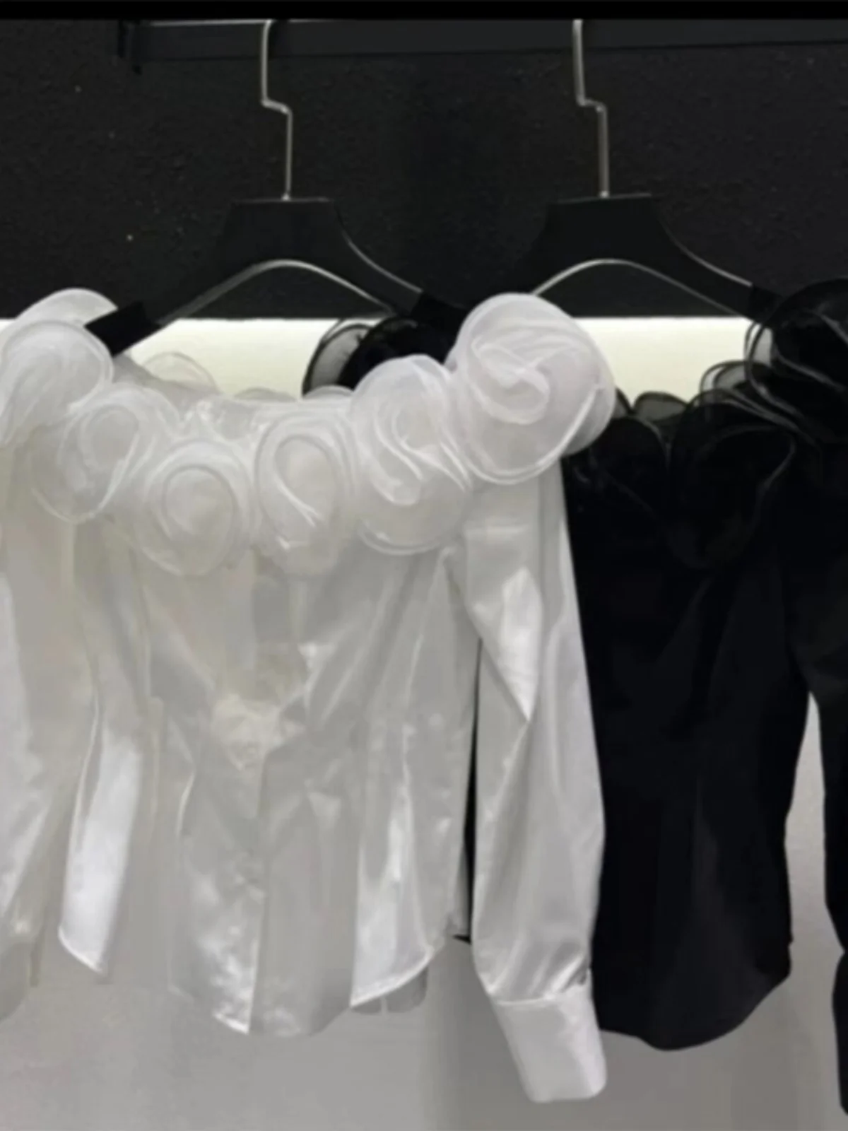 French Retro Three-dimensional Flower Slash Neck Long Sleeve Shirt Girl Spring Fashion Versatile Loose Age-reducing Sweet Top