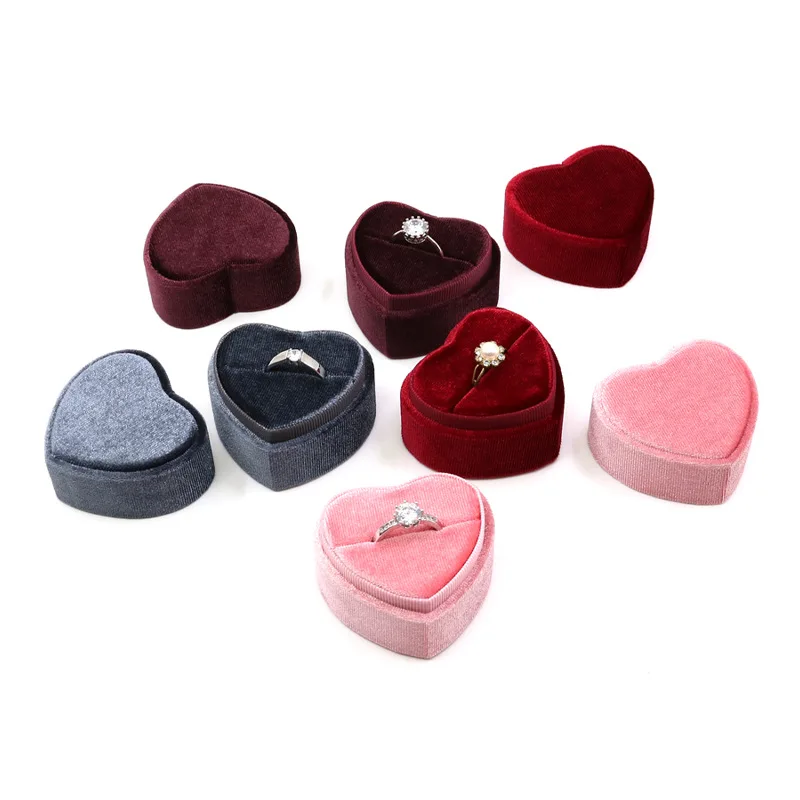 

Heart Shaped Velvet Ring Box 5.5x5.5x4.5cm Wedding Engagement Proposal Jewelry Display Holder for Rings Earrings