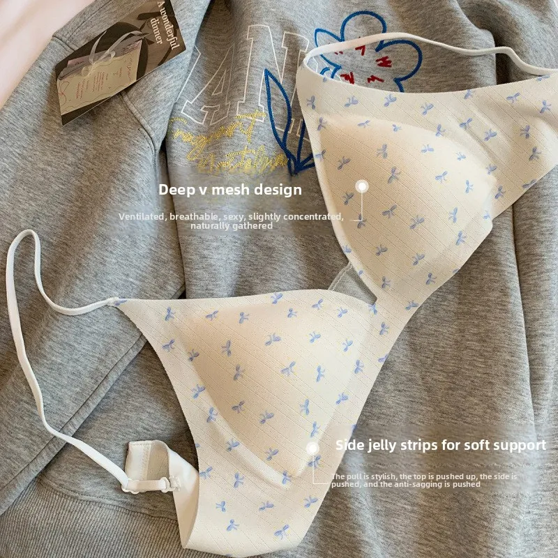 Bra with a Fresh Small Floral Triangle Cup, Women's Small Chest Push-Up, Pretty Back, Comfortable and Breathable Underwear