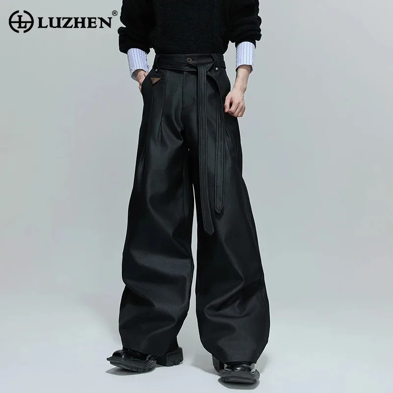 

LUZHEN оригинальные нишевые брюки с перевернутым треугольным узором в стиле пэчворк, широкие повседневные брюки, мужская мода, новинка 2025, однотонные брюки JY4376