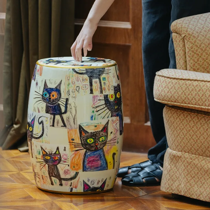 French Vintage Style Colorful Hand-painted Round Stool Schrödinger's Cat Drum Stool Painted Ceramic Minimalist Living Room Table