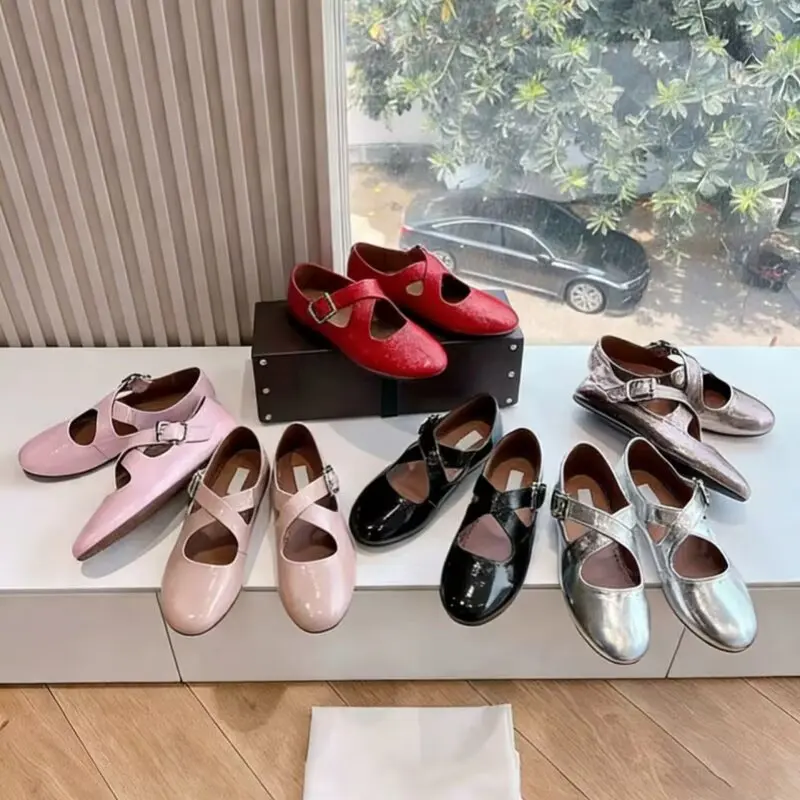 Cross Belt buckle Mary Jane Single Shoes Women's Patent Leather Round Toe Flat Ballet Shoes Comfortable Small Leather Shoes