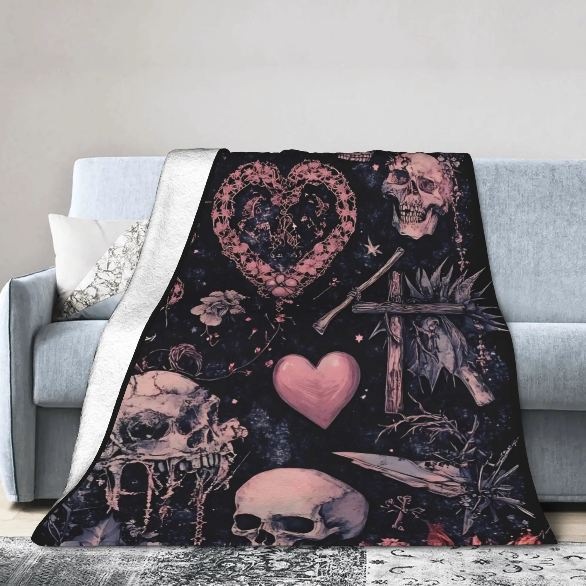 Halloween Gothcore Blanket Velvet All Season Witchy Cross Breathable Warm Throw Blanket for Bed Travel Quilt