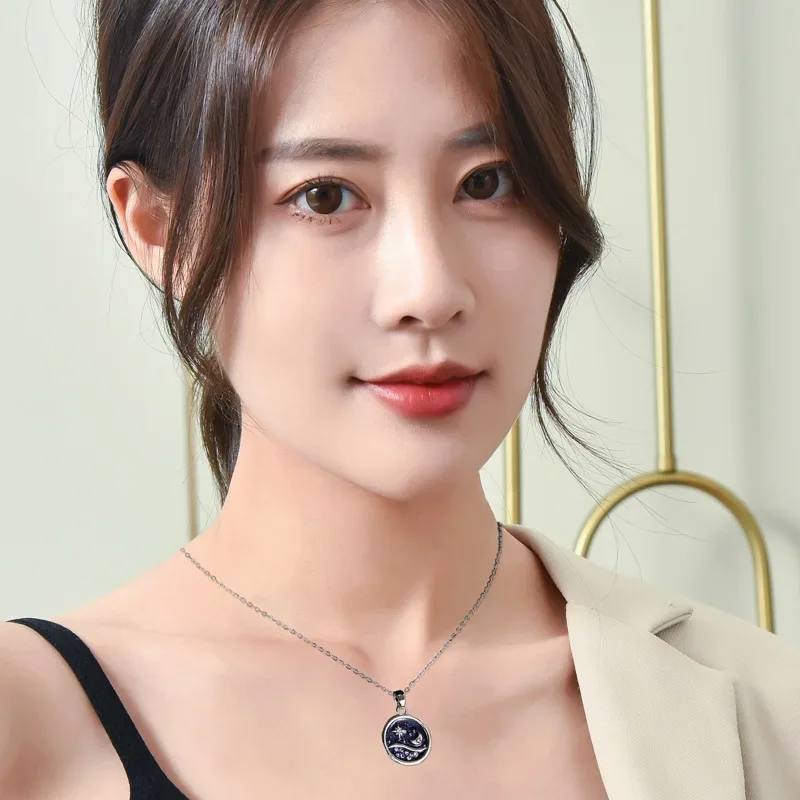 Special gifts: Star and Moon Collarbone Necklace, Star River Heart Gold Diamond Pendant Necklace