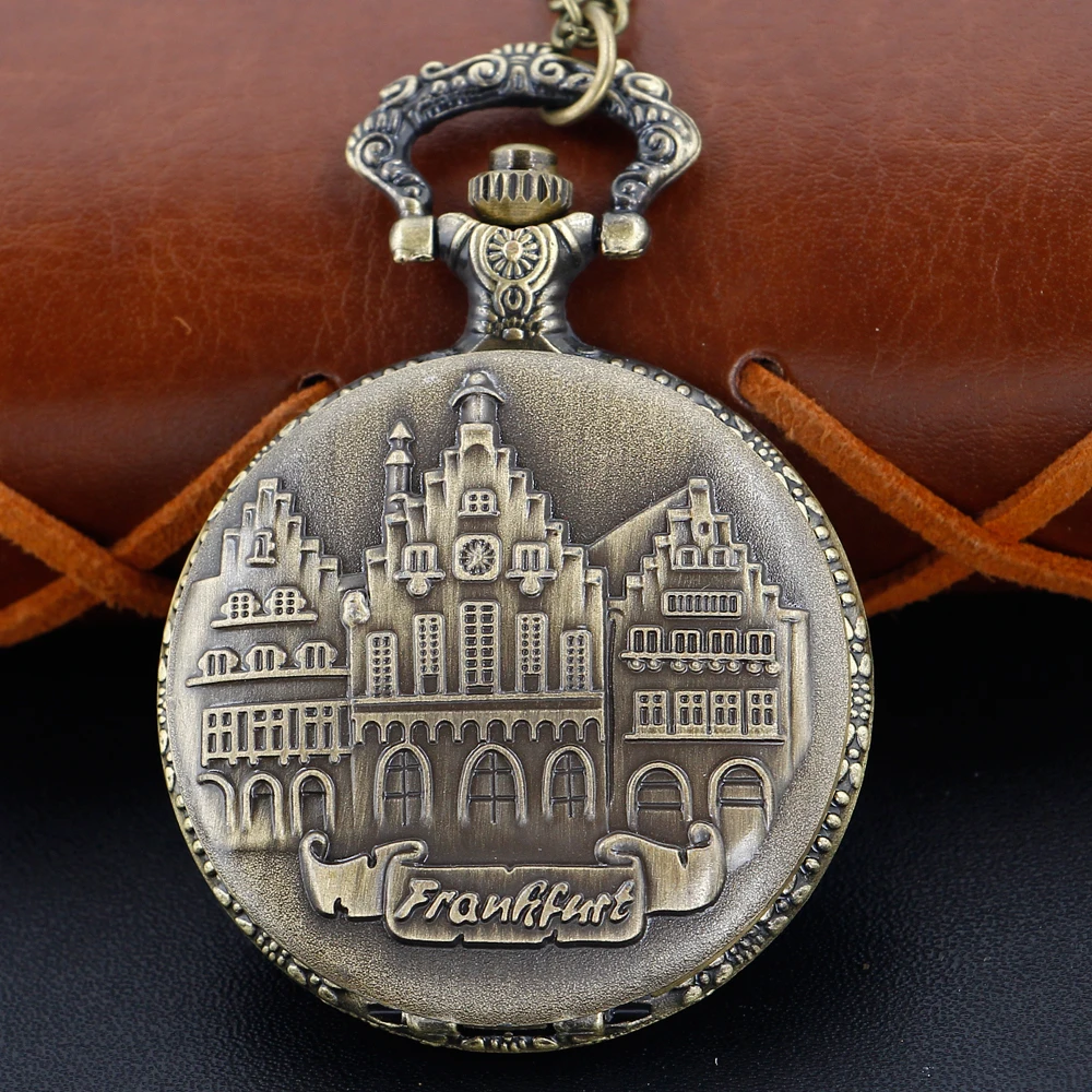 

Antique European Iconic Castle 3D Relief Quartz Pocket Watch Bronze Vintage Men's Fob Chain Watch Clock Best Commemorative Gift