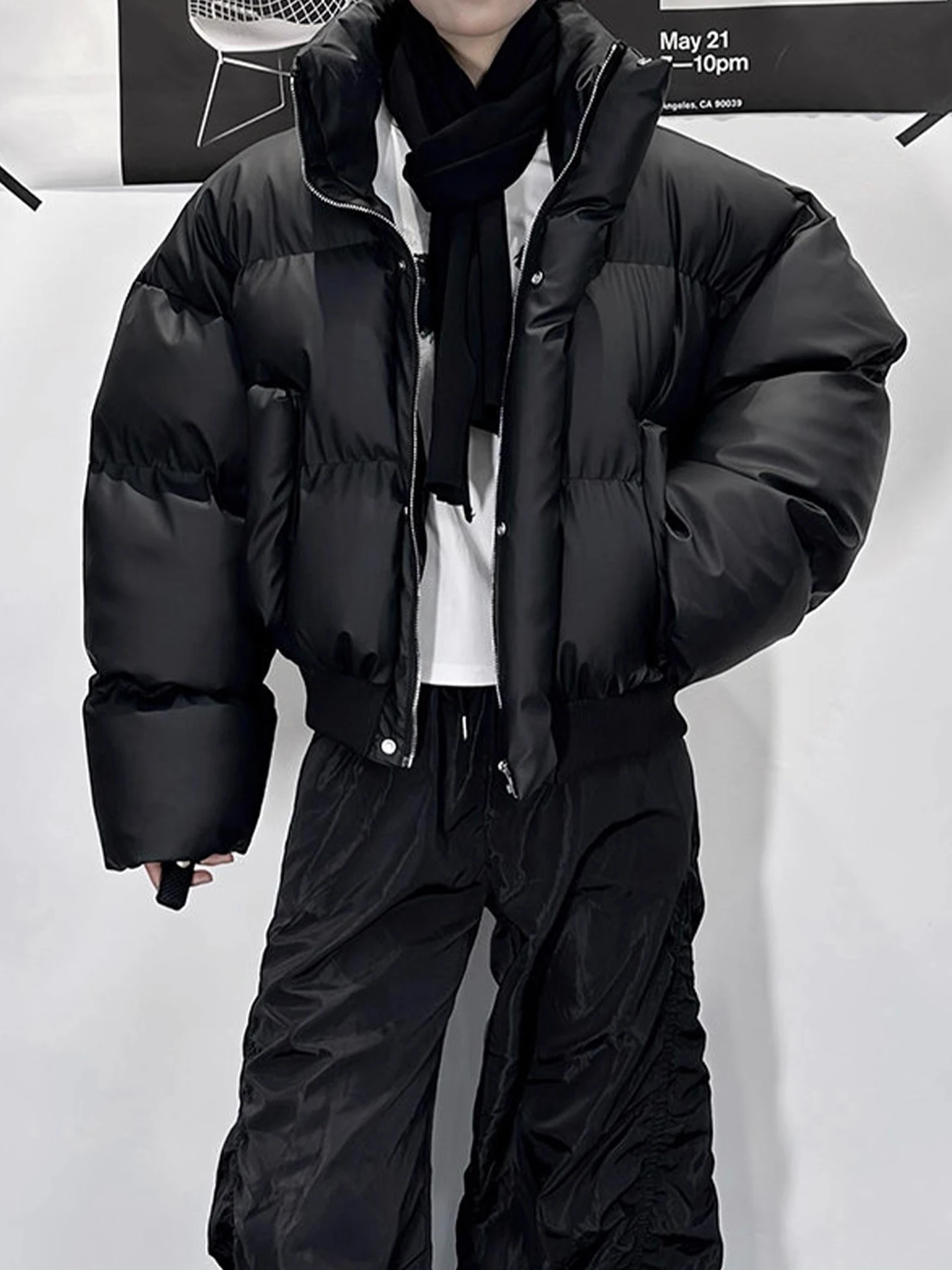 

American Sle ort PU Leather Stand Collar Cotton Jaet Men's Winter Street Faion Brand Haome Warm Loose Bread Coat