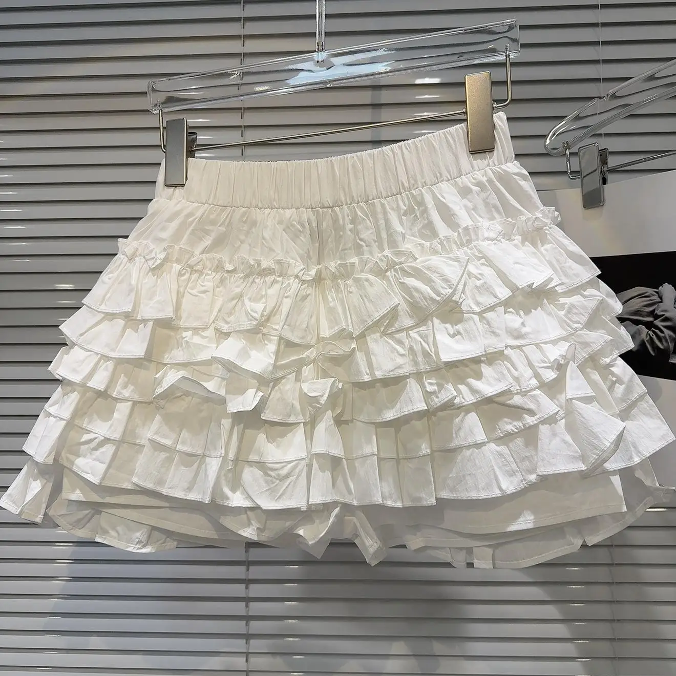 Fall 2026 New Style Small Fragrance Wind Lace Trim Multi-layer Anti-aging Cake Skirt Women's Puffy Half-length Skirts Sweet S...
