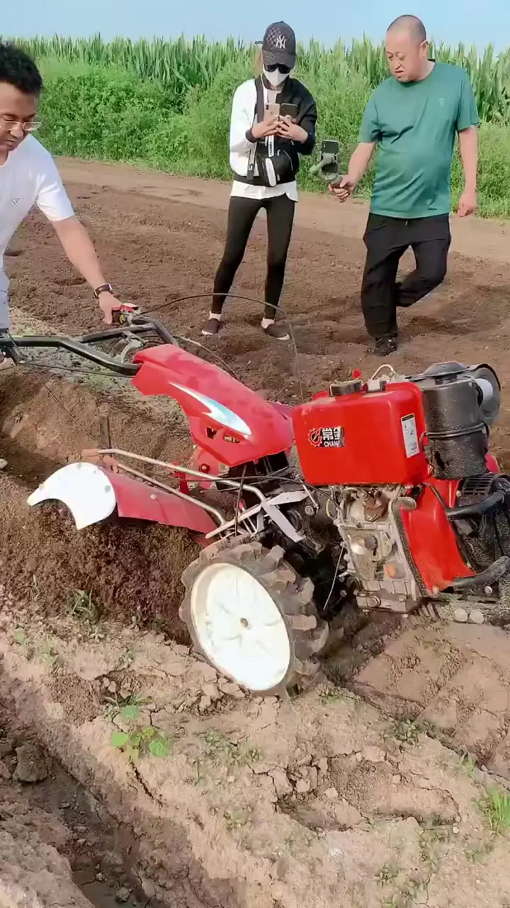 2025Сельскохозяйственная культивированная машина для рыхления ломтирования земли Роторная фреза Микрофреза