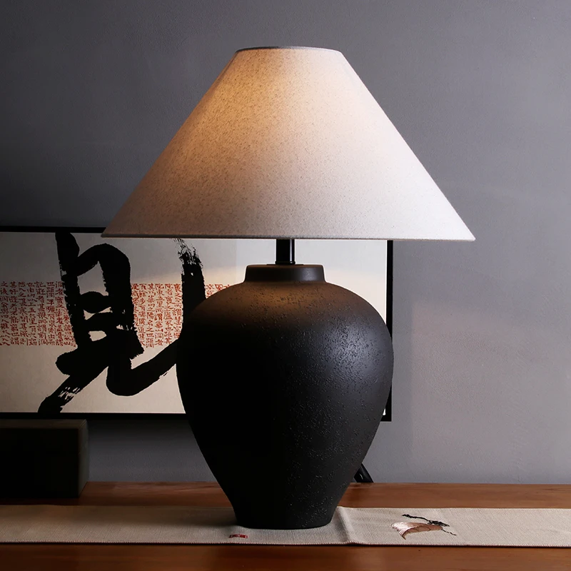 

New Chinese desk lamp ceramic jar retro bedroom bedside living room lamp