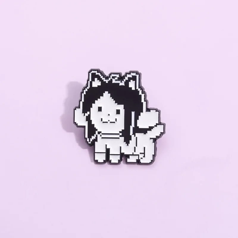 Cute pixel style enamel pin Black and white game pet cat cute brooch Backpack Hat Lapel Accessories Metal Badge Jewelry Wholesal