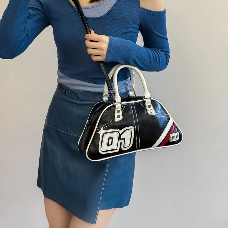 สี่เหลี่ยมคางหมูเบสบอลกระเป๋าเลดี้แฟชั่นกระเป๋าเดินทางลําลองกระเป๋าถือความจุขนาดใหญ่ไหล่ C Rossbody กระเป๋าหนัง PU Sac A หลัก