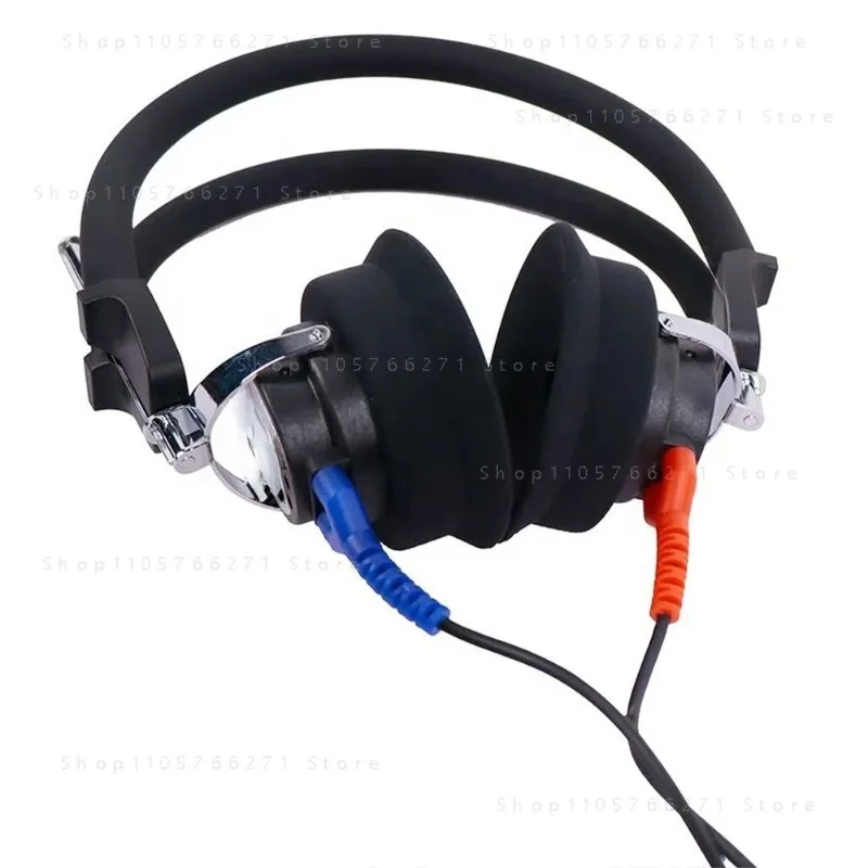 Audiometer headphones with 6.35mm earplugs for hearing testing