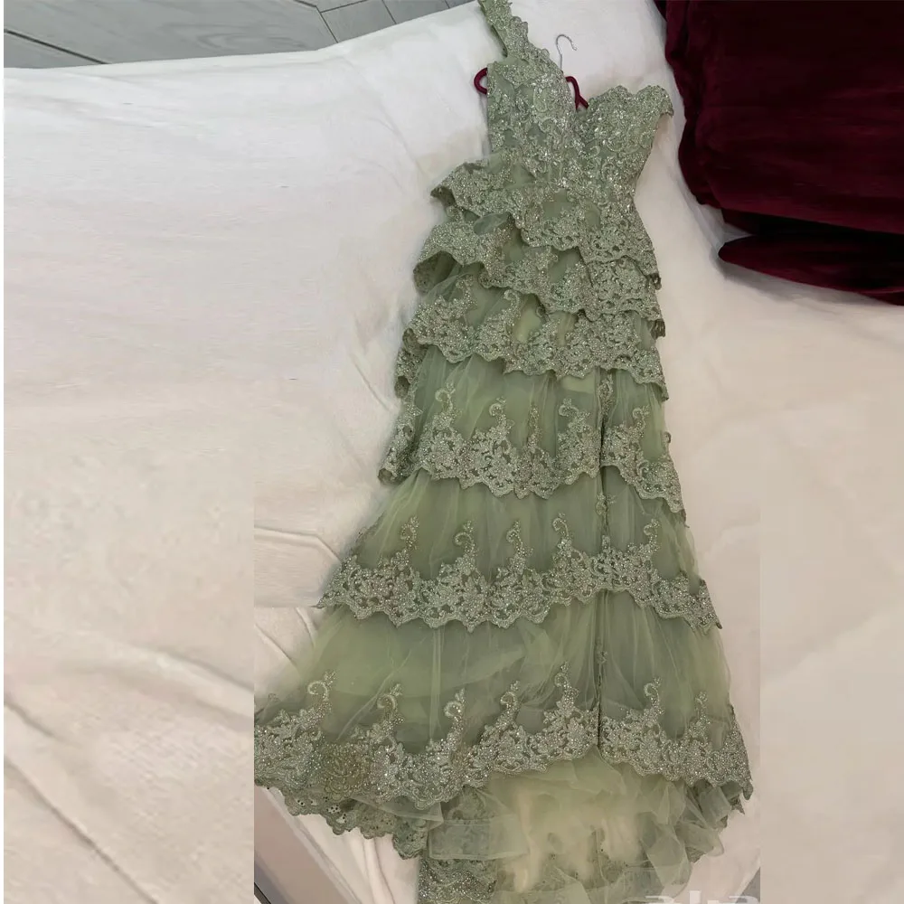 Customized Off the Shoulder Tiered Prom Dresses 2025 Bead Ruffles Layered Evening Party Gown with Split Dusty Green Maxi Dress