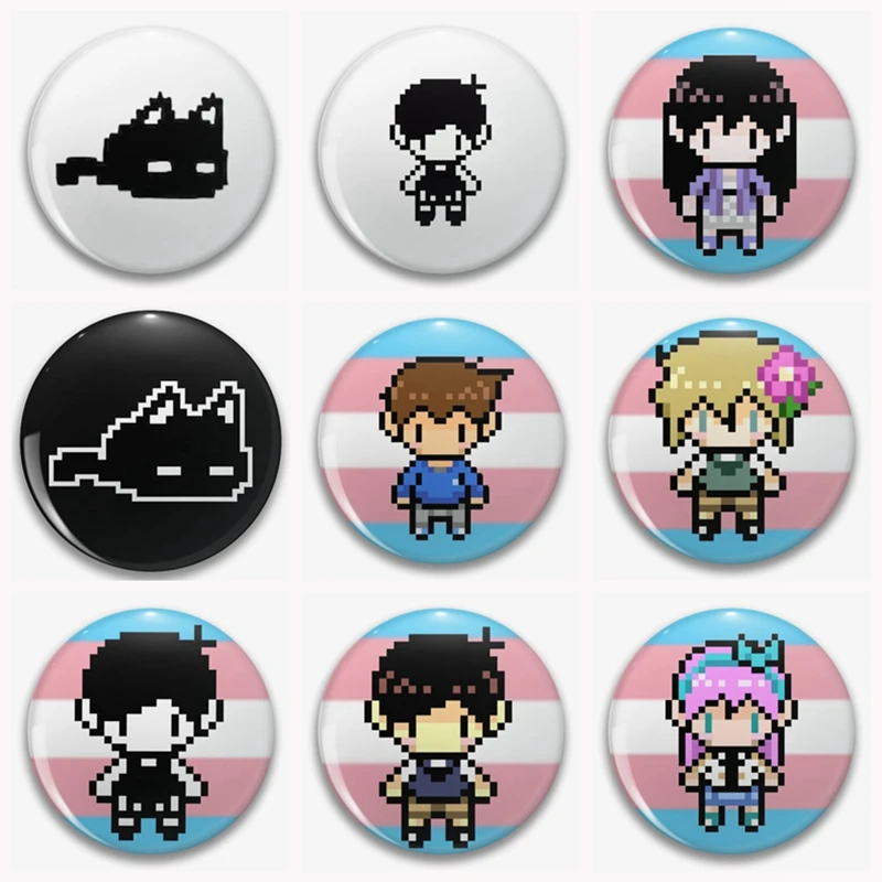 Cool e Funny Cartoon Pixel Omori Game spilla Pin Transgender Flag Sunny Kel Basil Badge Bag gioielli per studenti regalo per bambini 58mm