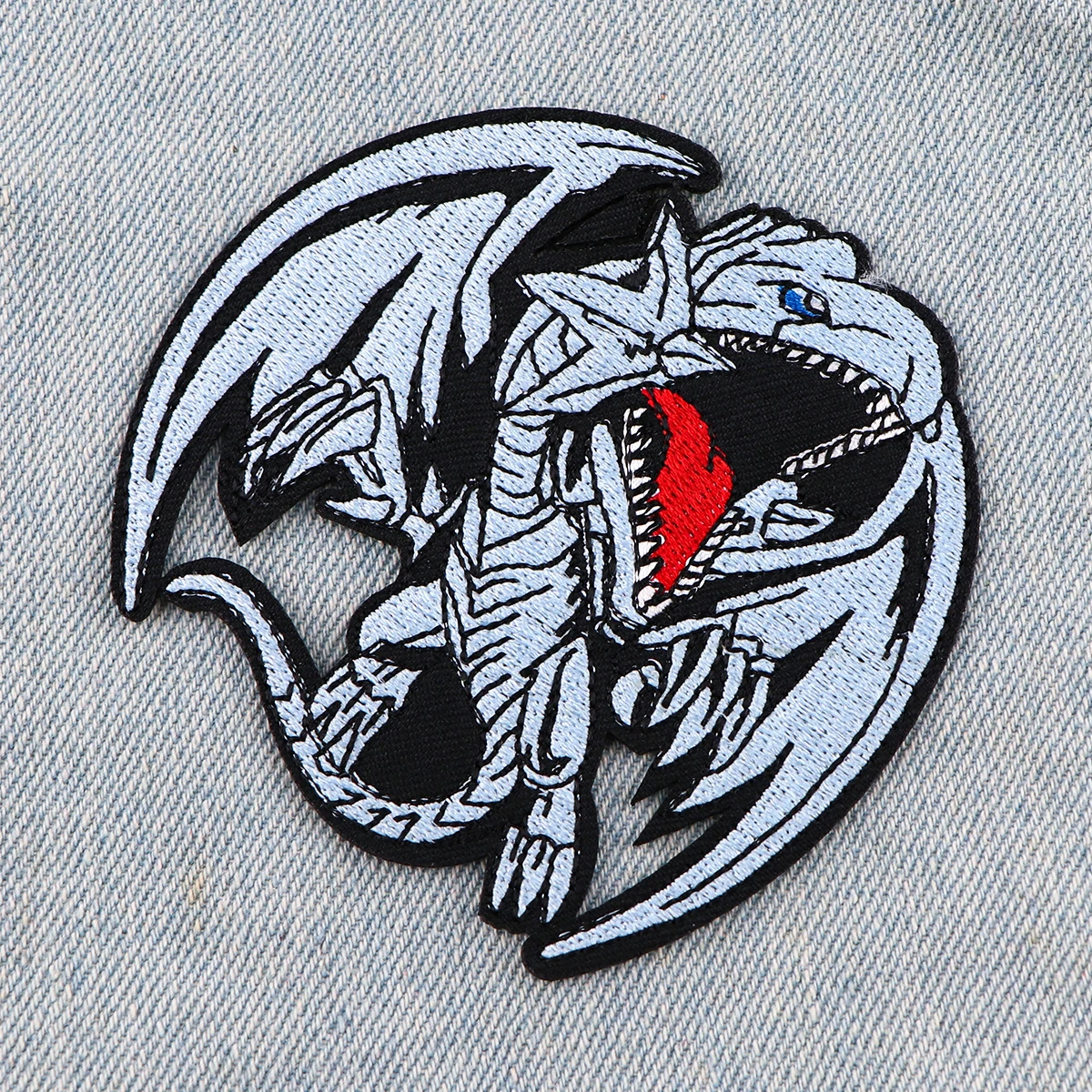 Japanese Anime Game Blue Eye White Dragon Clothes Badges Iron On Patches Appliques Embroidered Stripes for Clothes Jacket Jeans