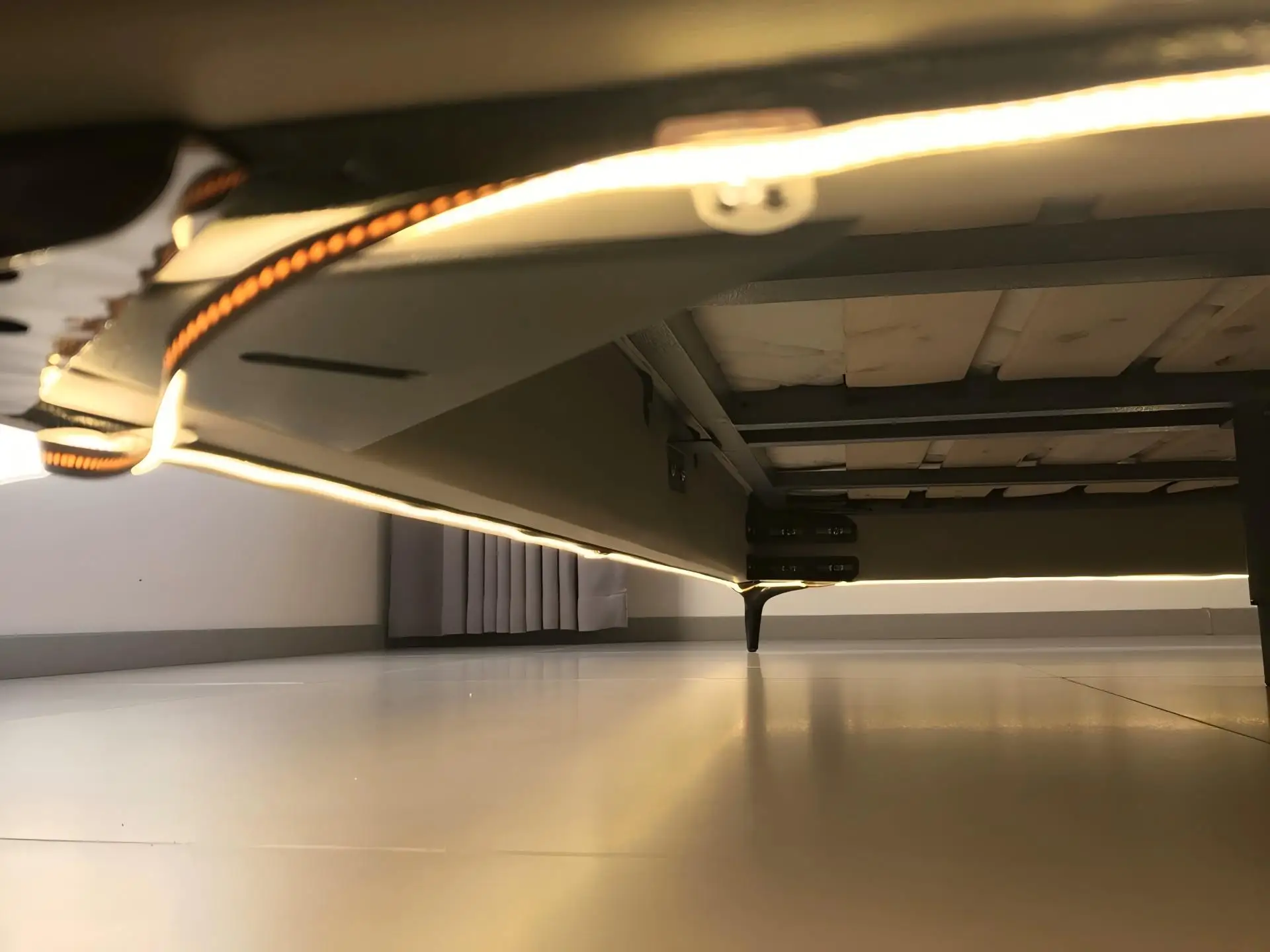 LEDSONLINE Floating‑Look Under‑Bed COB LED Strip Kit DC12V CRI90 PIR Motion Sensor for Cabinet Stair Lighting with Power Adapter