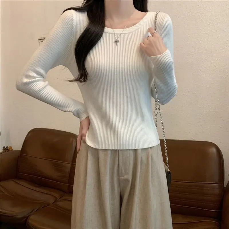 

2025 New round Neck Thickened Fleece Women's Knitted Sweater Slim Fit Base Layer Top Warm Daily Wear Polyester Fiber Long Sleeve