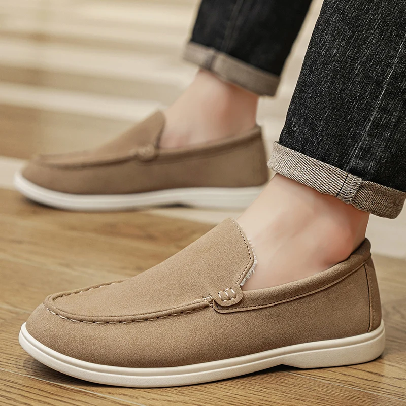 

Warm Fur Men Casual Shoes Fashion Lazy Shoes Male Breathable Slip-on Mens Suede Comfortable Loafers Moccasins Driving Shoes