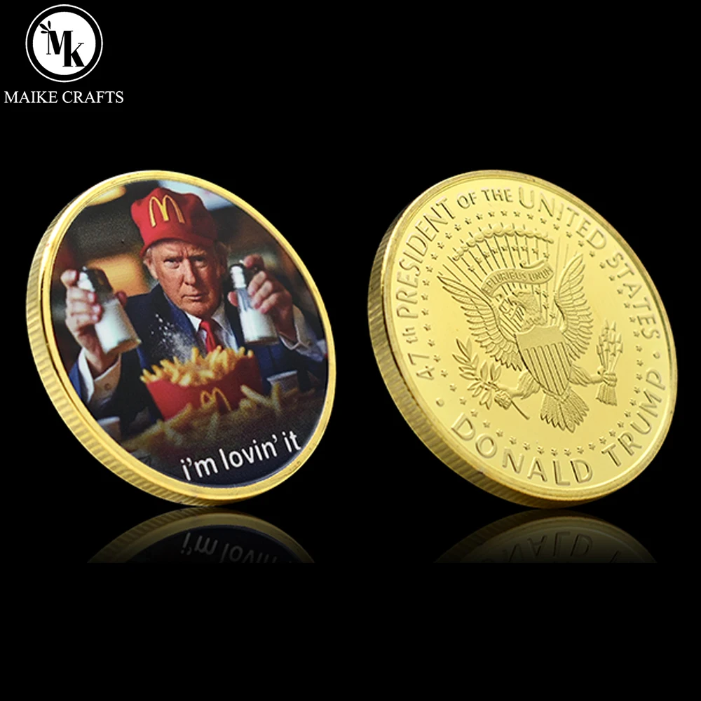 United States President Donald Trump Commemorative Coin Challenge Coin with Plastic Anti-counterfeiting Shell Gift Collection