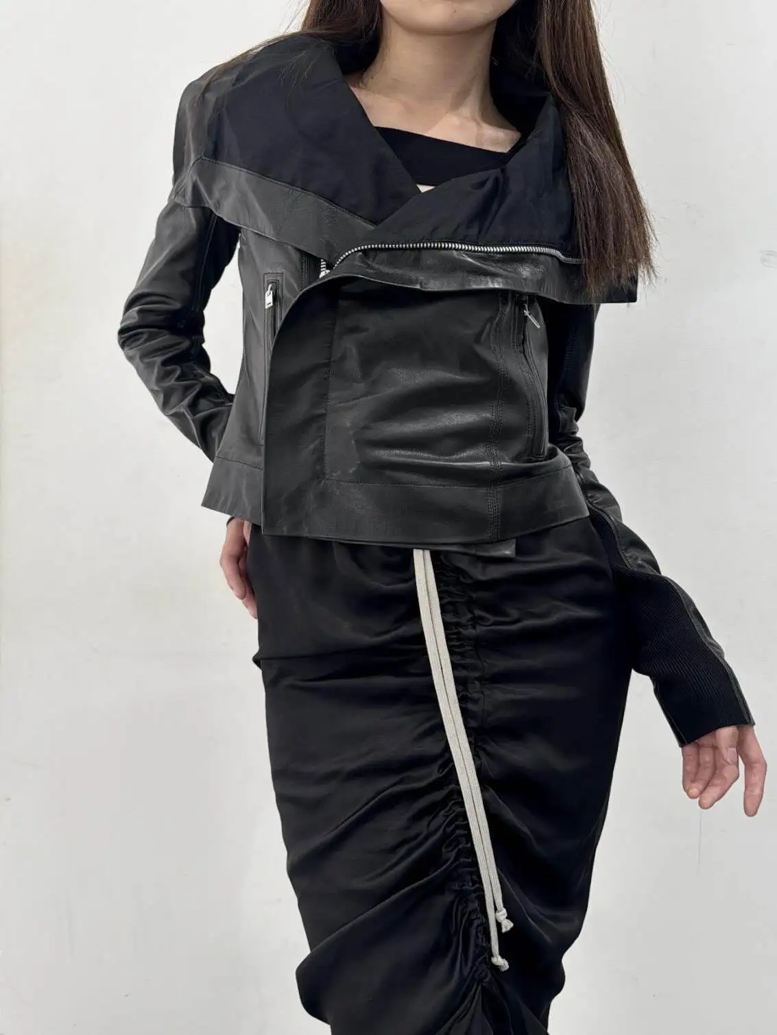 Slim Fit Biker Jaet k RO Sle Stand Collar Cintura Cinching Desconstruido Heavy Du Cuello alto Cremallera PU Abrigo de cuero W...