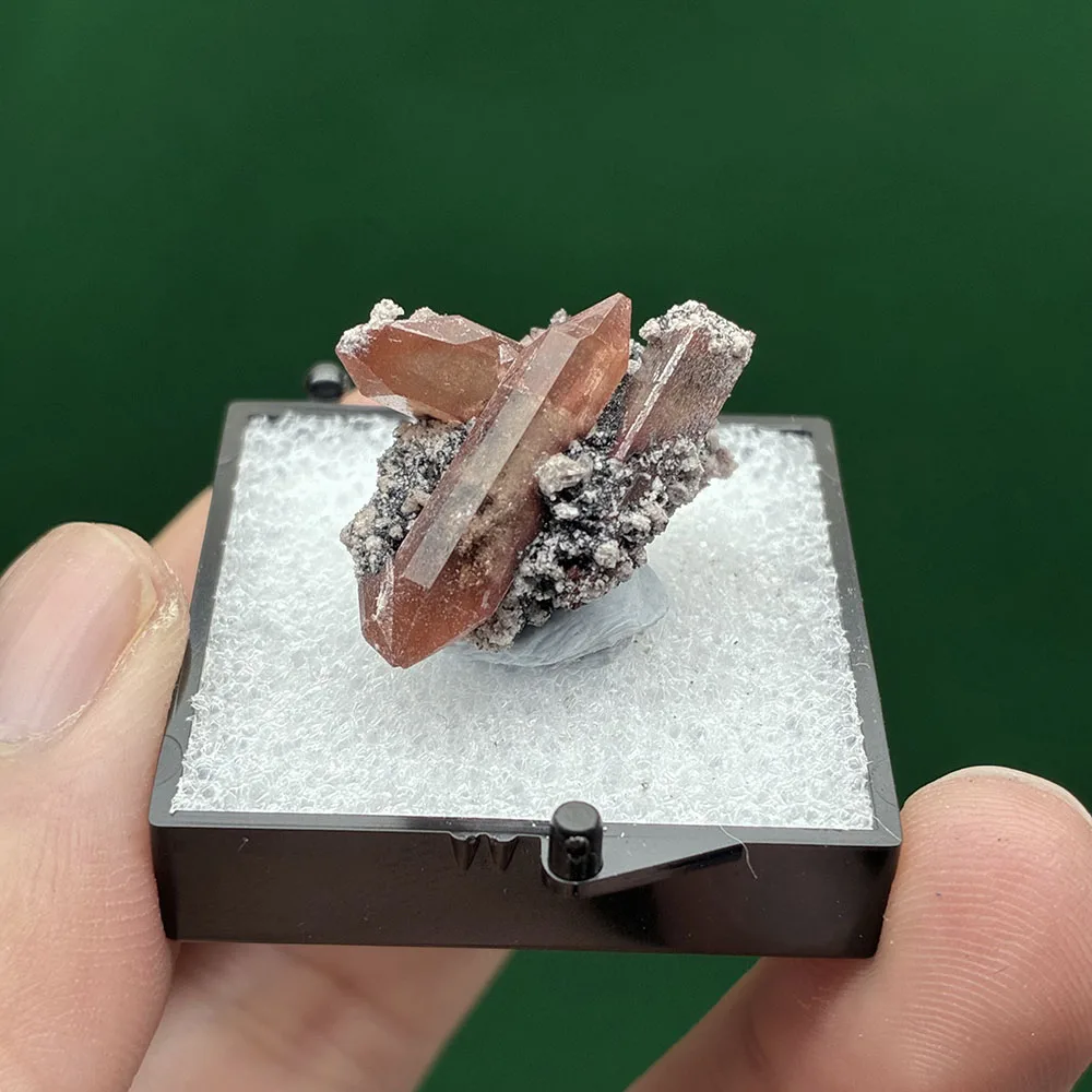 A2-1A أحجار التوباز الطبيعية والبلورات عينة تعليمية معدنية الحلي ديكور المنزل صندوق الحجم: 35*35*35 ملم #3