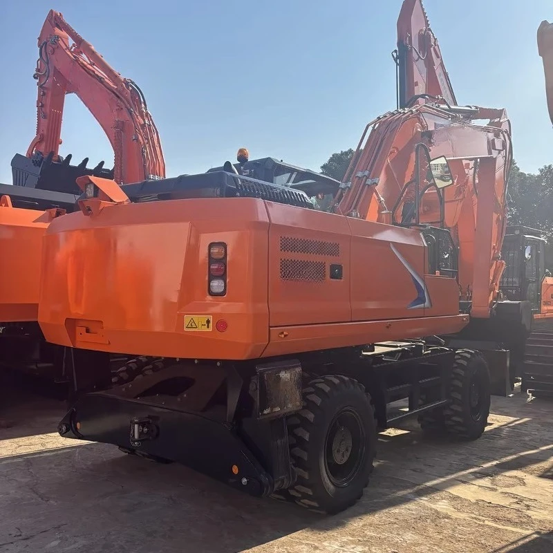 Durable Wheel Mounted Excavator 30 Ton Heavy Construction Digging Equipment Engineered For Demanding Infrastructure Works